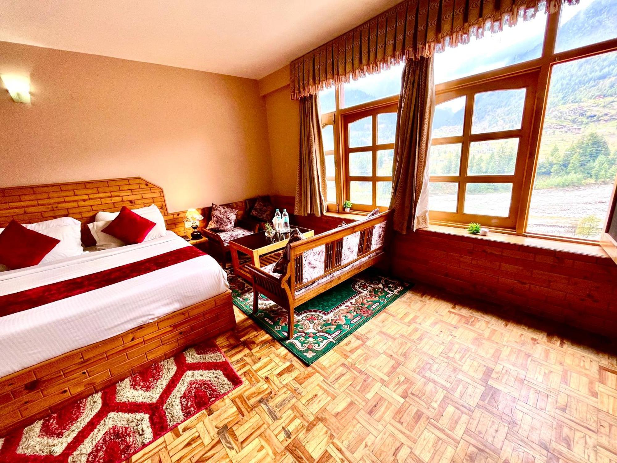 The Hollywood Vibes - #Riverview #Premium Rooms #Prime Location #Most Awarded #Parking #Top Rated #Open Terrace #Best Selling Hotel In Manali Экстерьер фото