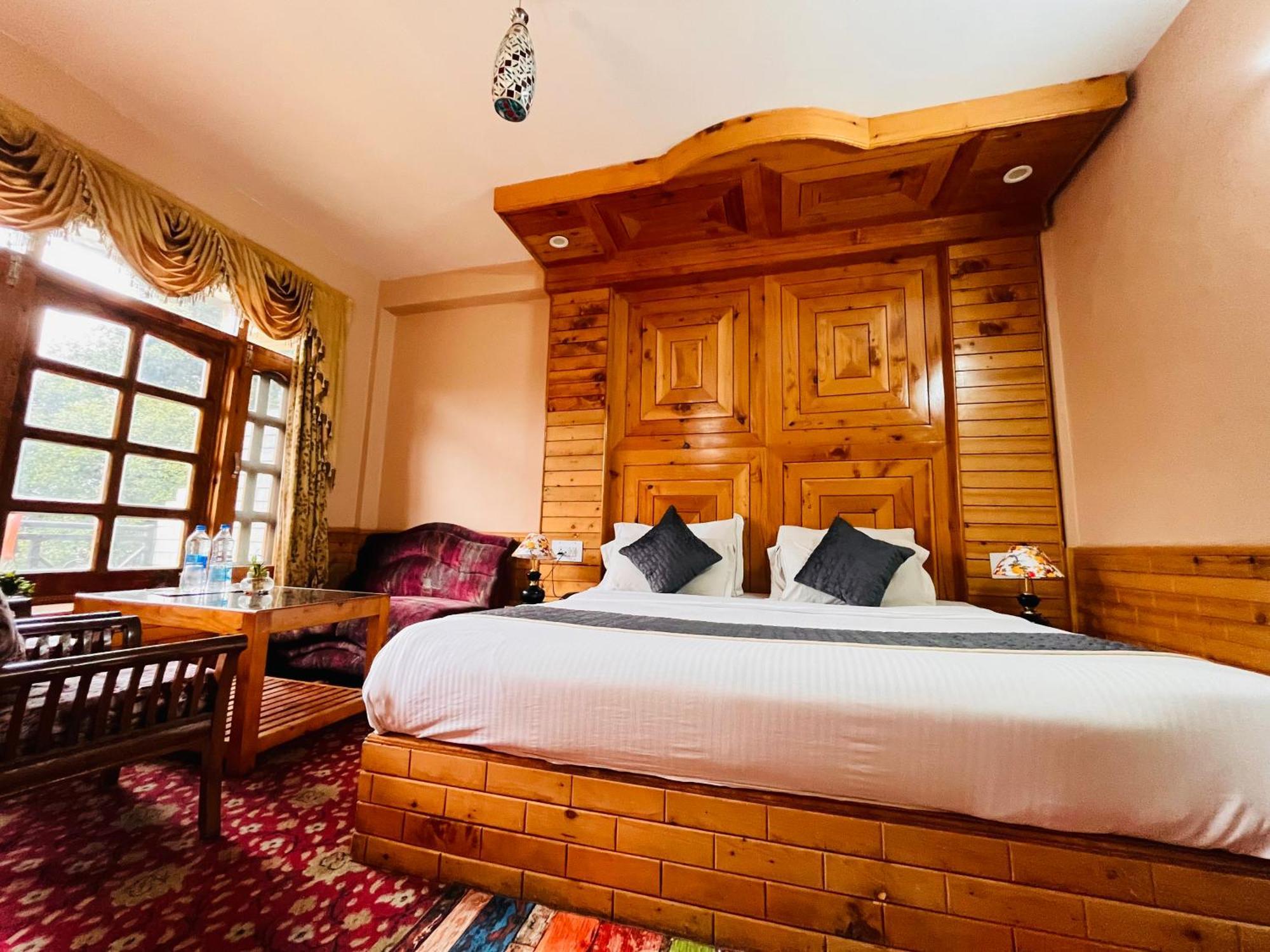 The Hollywood Vibes - #Riverview #Premium Rooms #Prime Location #Most Awarded #Parking #Top Rated #Open Terrace #Best Selling Hotel In Manali Экстерьер фото