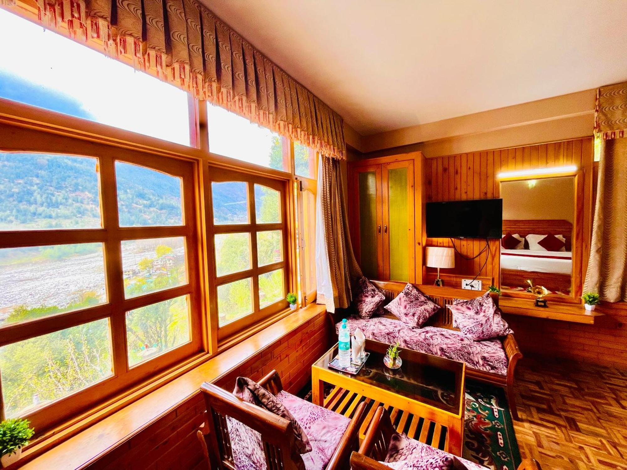 The Hollywood Vibes - #Riverview #Premium Rooms #Prime Location #Most Awarded #Parking #Top Rated #Open Terrace #Best Selling Hotel In Manali Экстерьер фото