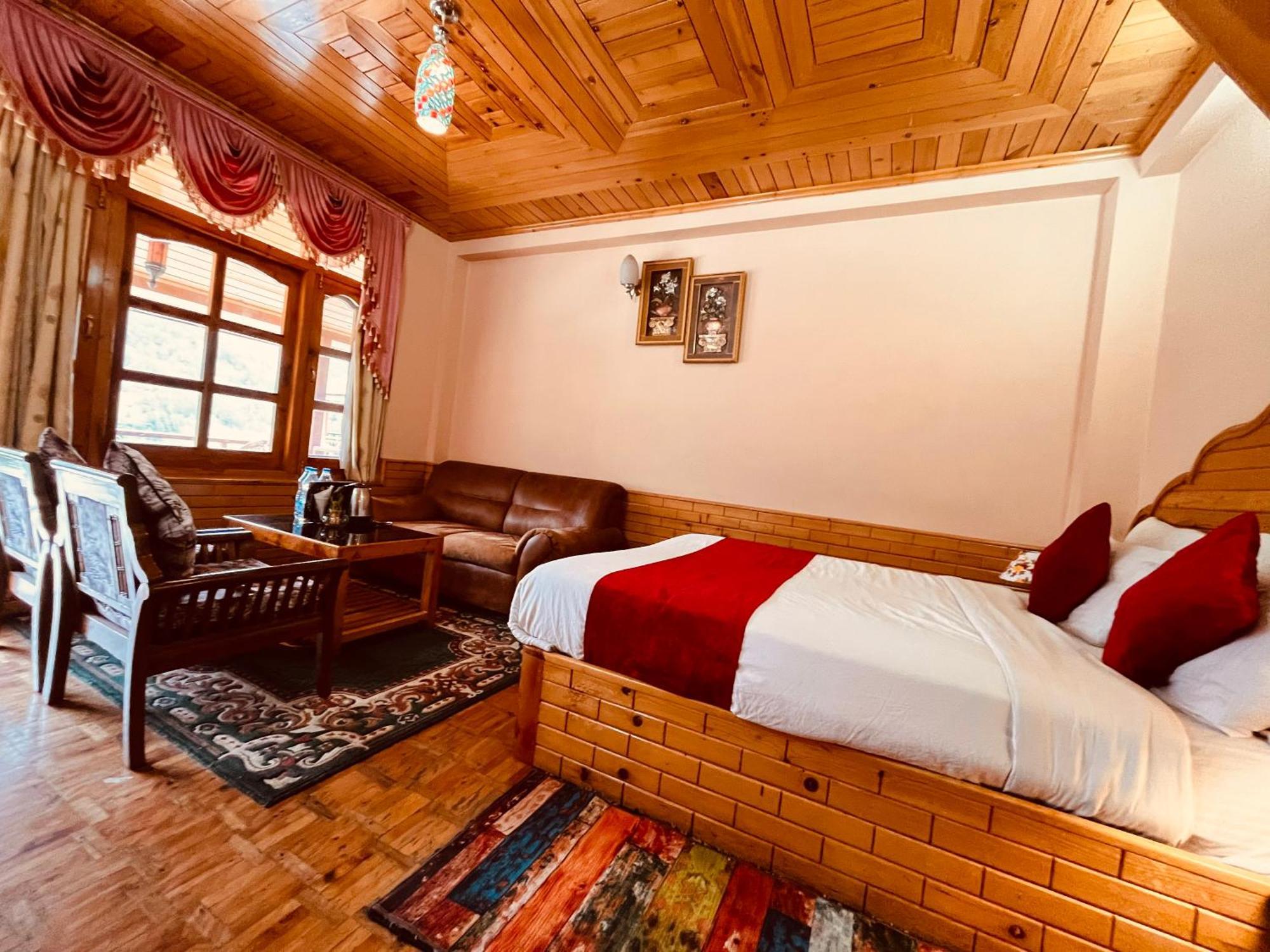 The Hollywood Vibes - #Riverview #Premium Rooms #Prime Location #Most Awarded #Parking #Top Rated #Open Terrace #Best Selling Hotel In Manali Экстерьер фото