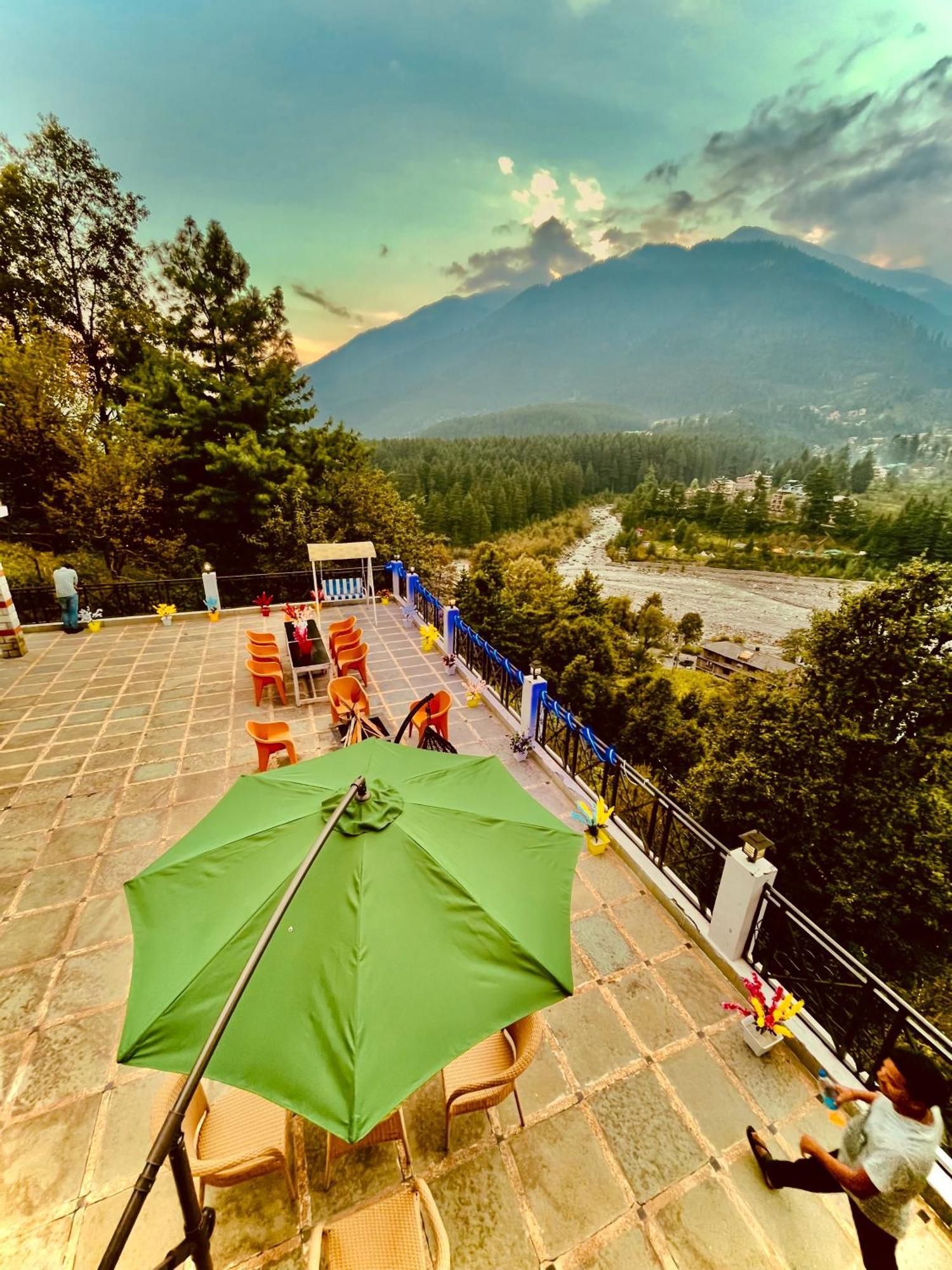 The Hollywood Vibes - #Riverview #Premium Rooms #Prime Location #Most Awarded #Parking #Top Rated #Open Terrace #Best Selling Hotel In Manali Экстерьер фото